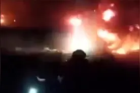 印度与巴基斯坦突然交火，边境地带枪炮声不断，噼里啪啦好似过年视频封面