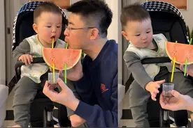 萌娃识破爸爸喂药诡计一饮而尽视频封面