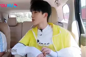 奔跑：郑恺小猎豹不复当年，被00后无情嘲讽：游泳圈都勒出来视频封面