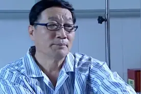 心机女终于嫁入豪门，新婚夜丈夫就跟她分床睡，打脸了视频封面