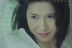 盘点流鼻血爆笑合集：美女秘密被发现，搞的大爷当场流鼻血！