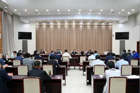 2025年石家庄市全国劳动模范和先进工作者座谈会举行视频封面