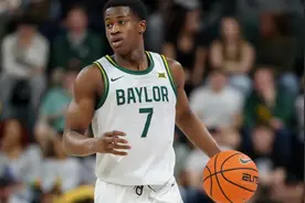 2025年NBA选秀预测第四顺位！VJ-埃奇库姆比赛集锦视频封面