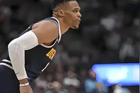 威少为何能够让掘金球迷如此喜欢，他在场上的努力总有人能看到视频封面