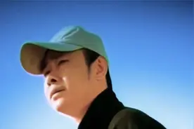 输在哪？刀郎演唱会观看人次5400万，点赞7.2亿，均被刘德华压制视频封面