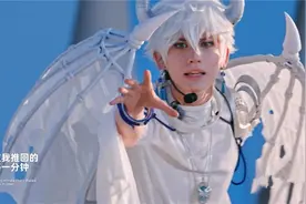 乌克兰美女卡琳娜，《乘风2025》首秀惊艳四座，黄英：至少5A！视频封面