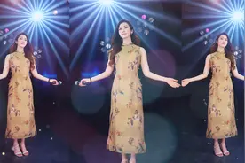 一首经典老歌《上海滩》，熟悉的旋律响起，勾起一代人的回忆！视频封面