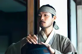 男子白天眼瞎，可一到晚上就会恢复视力，结果却因此目睹凶杀现场视频封面