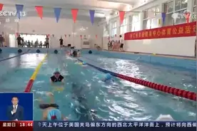 选泳衣尽量避开蓝白黑3种颜色视频封面