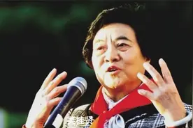 吴桂贤：纺织厂女工人出身，75年当上副总理，77年辞职回到国棉厂视频封面