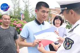 全军院校第一封录取通知书，发放！