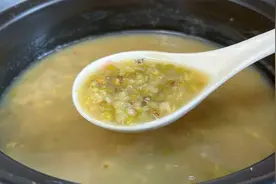 这才是熬绿豆汤的正确做法，10分钟快速煮开花，颜色翠绿又起沙