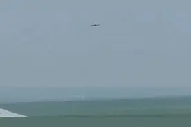 无人机景区黑飞被射箭击落 景区：边境地区不能飞,多次警告后无果视频封面