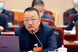 全国人大代表庹庆明：建议对伤人犬只饲养者追刑责