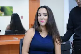 剪发刮光头美女视频封面