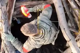 不投炸弹改投物资，俄军无人机向前线士兵精准投送给养视频封面