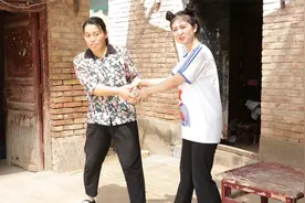 安全常识篇1：小晴沉迷游戏，妈妈生气怒摔手机，小晴离家出走视频封面