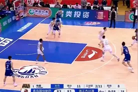 广厦VS青岛决战时刻！双方上演逆天神仙打架啊！球迷直接看哭了视频封面