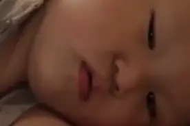 1岁儿子双目失明，社会企业自发献爱心，让母亲万里求医救子视频封面