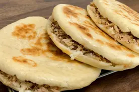 想吃肉夹馍在家自己做，天天奶奶详细讲解，肉嫩馍香，简单易学