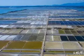 莺歌海盐场，沧海变盐田的历史记忆，乐东一张珍贵风情的名信片。图片