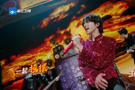 #华晨宇##华晨宇王牌对王牌# 
一起融化在歌王的摇滚节奏里视频封面