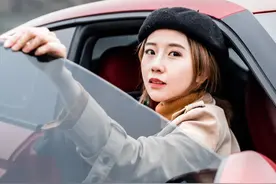 美女5套冬季日常穿搭👉🏻Look 挑一身约会🉑️好 零跑S01视频封面
