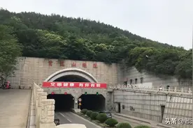 云龙山隧道，徐州市区第一条山底隧道，长825米，分为上下两层！图片