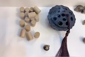 艾草燃烟，可杀菌消毒，夏夜驱蚊，辟邪除秽，洁净空气……。视频封面