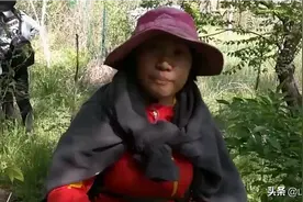 从龙洞景区山上下来的游客太多了，大家玩的都很嗨！图片
