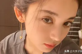 这谁呀，怎么如此漂亮？看一眼就被她的美貌所打动。图片