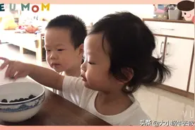经常被错认为龙凤胎的俩娃视频封面
