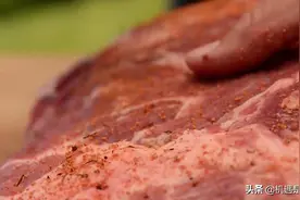 红河猪这繁殖能力，非洲已经泛滥成灾。来中国估计现在是保护动物