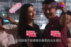 #李响当爸# 主持人李响升级当爸，恭喜[心]去年5月与圈外女友举行婚礼，老婆外貌不输明星，两人感情相当甜蜜