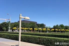 亚投行总部的新址，坐落在奥运龙脉之上的办公室视频封面