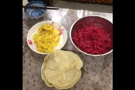 晚餐的“红黄配”