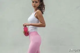 练出S形曲线，6个动作跟着练，等于免费上私教课，轻松享瘦视频封面