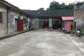 千年古镇龙门镇 位于南充高坪嘉陵江边 鲤鱼跳龙门传说的起源地视频封面