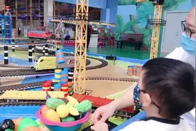 直击大东北长春欧亚卖场全面复工，儿童游乐场又可以玩了视频封面