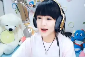 文儿唱的的玲珑塔视频封面