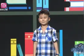 钉钉CEO无招与小学生洋洋现场互动视频封面