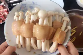 鸡翅包海鲜菇家庭做法，简单易学，酱香美味一次能吃好几个