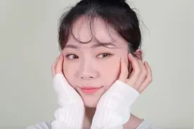 今天带来的是让皮肤看起来更有光彩的春季日常妆容