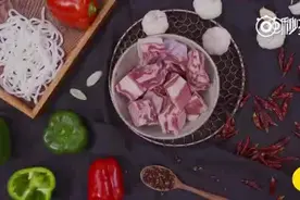 【爆焖羊羔肉】羊肉怎么做好吃？西北人有一招爆焖法。视频封面