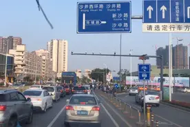 繁华的大都市深圳宝安区沙井街道