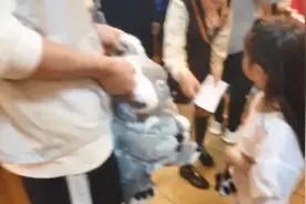 孙悦商店给女儿买帽子视频封面