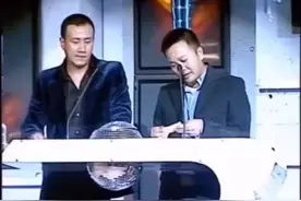 #周杰伦封神之夜# 
哈哈哈哈真的就是夜曲一响，上台领奖[允悲]视频封面