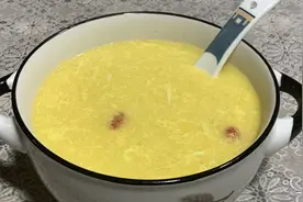 玉米鸡蛋羹，在家你也是大厨。