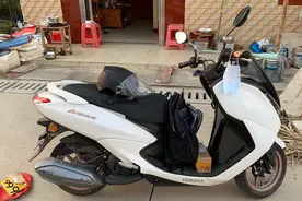 摩托车旧车牌能不能装到新车身上，今天有答案了吗？视频封面