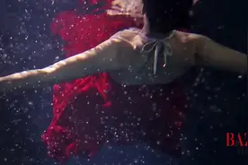 小陶红水下芭蕾视频封面